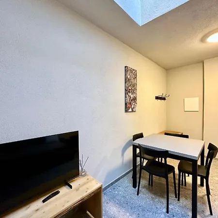 Du Parc Apartment